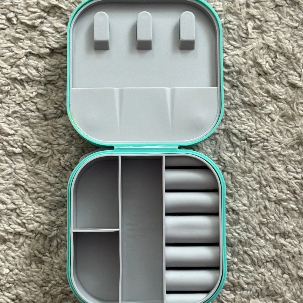 Travel Jewelry Box - Pick 1 Color - Picture 4 of 16